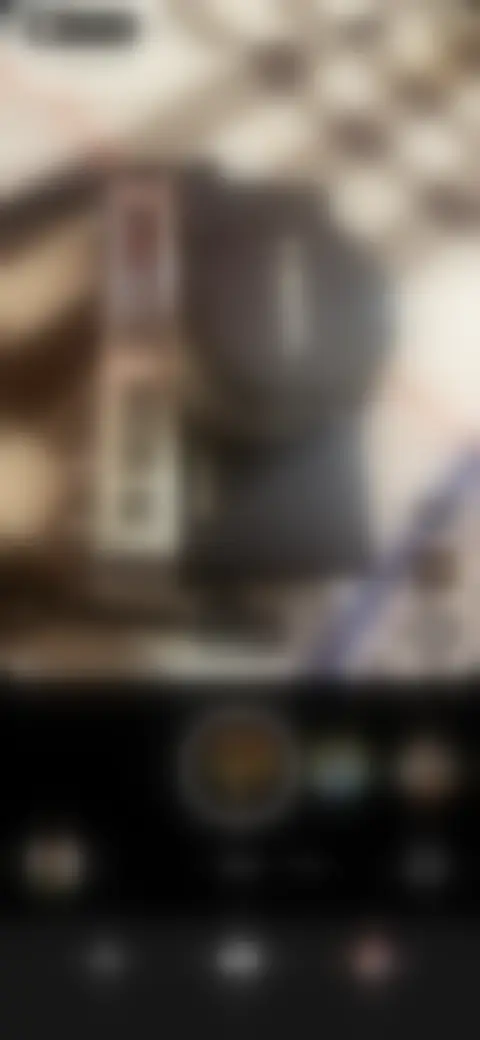 Locked screen preview