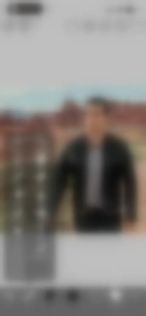 Locked screen preview