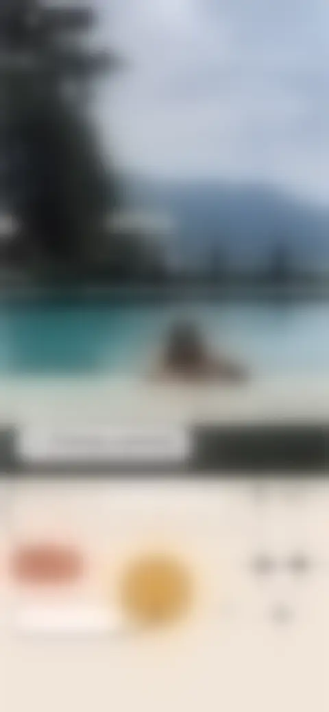 Locked screen preview