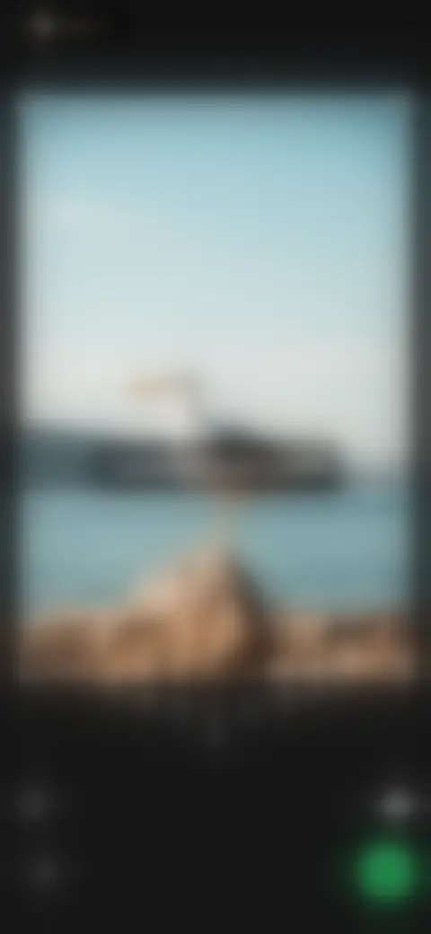 Locked screen preview