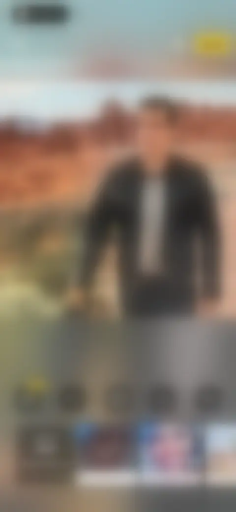 Locked screen preview