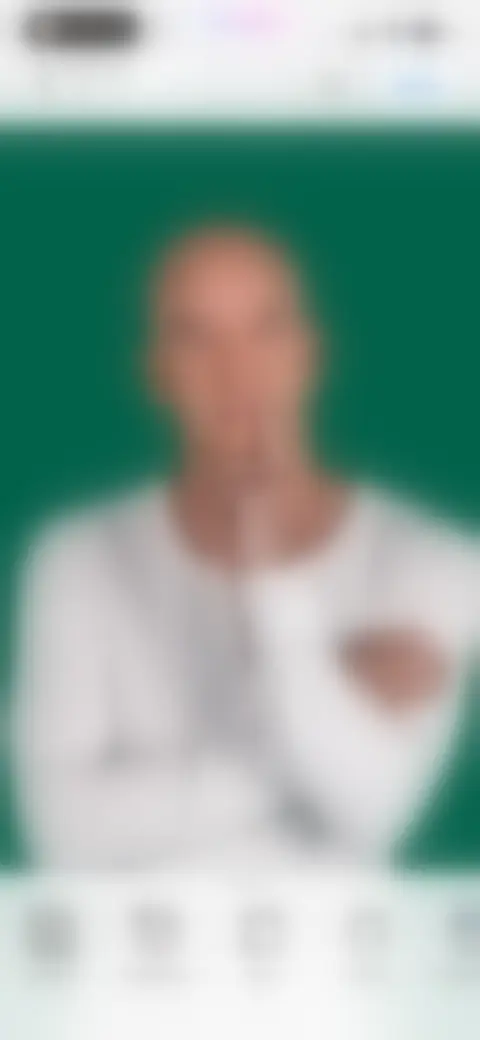 Locked screen preview