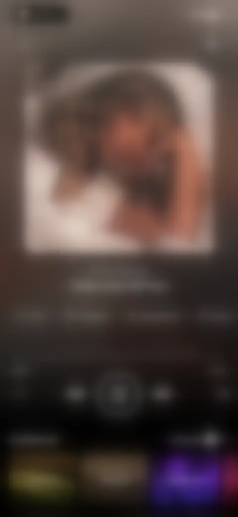 Locked screen preview