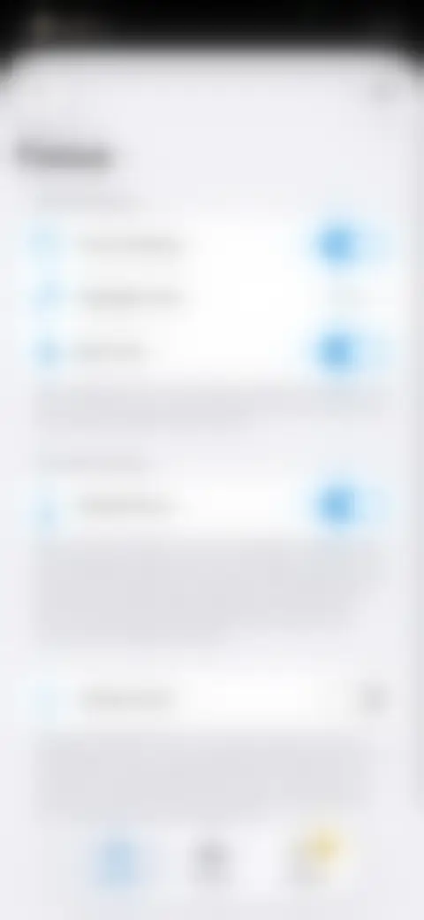 Locked screen preview
