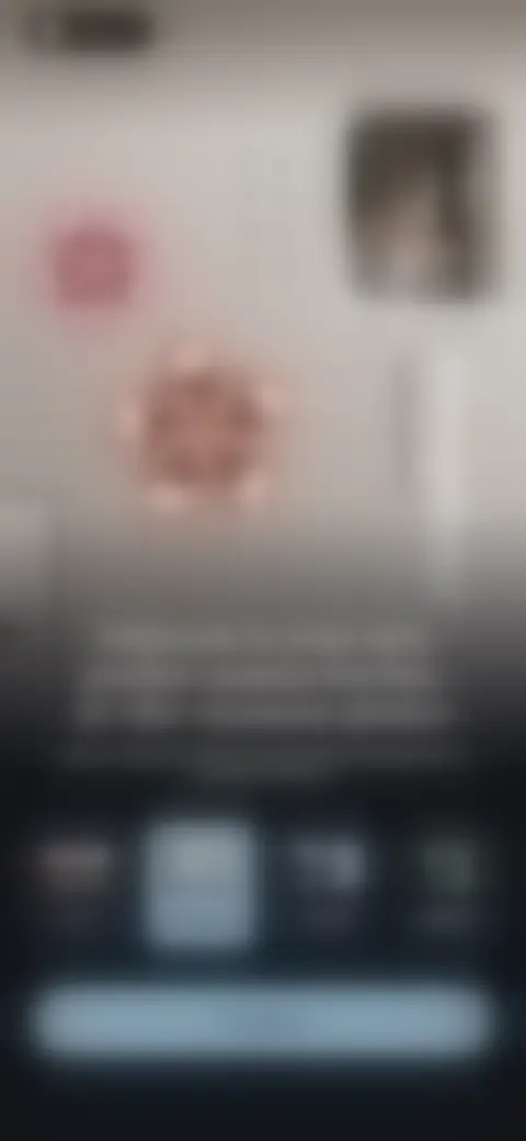 Locked screen preview